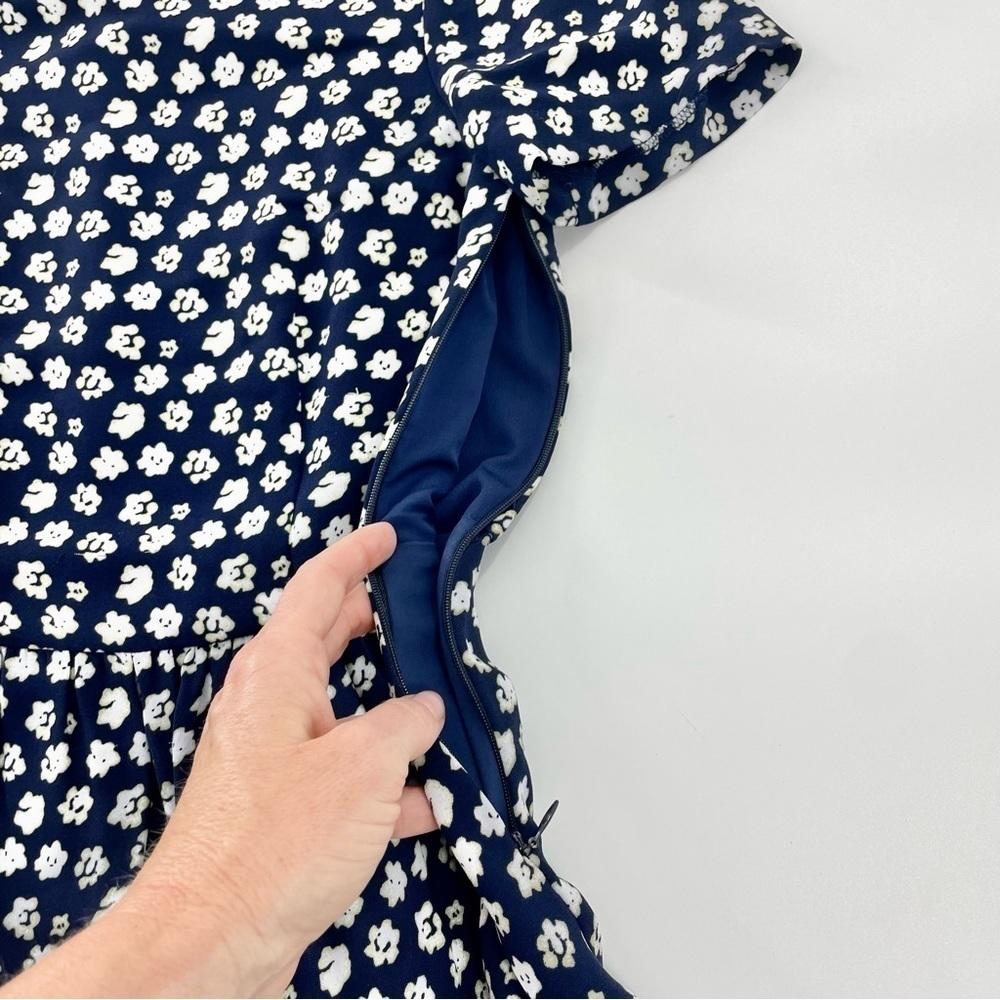 J Crew Blurred Floral Tiered Short Sleeve Navy Blue Dress Ditzy‎ Floral A1380 - Picture 7 of 14